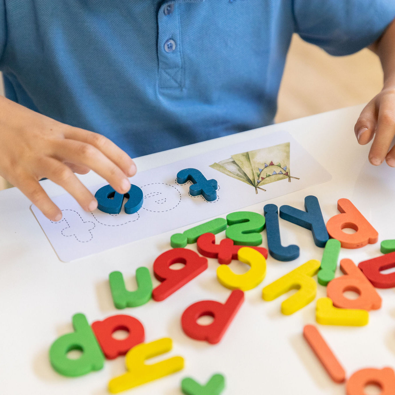 English and Afrikaans spelling game learning toy