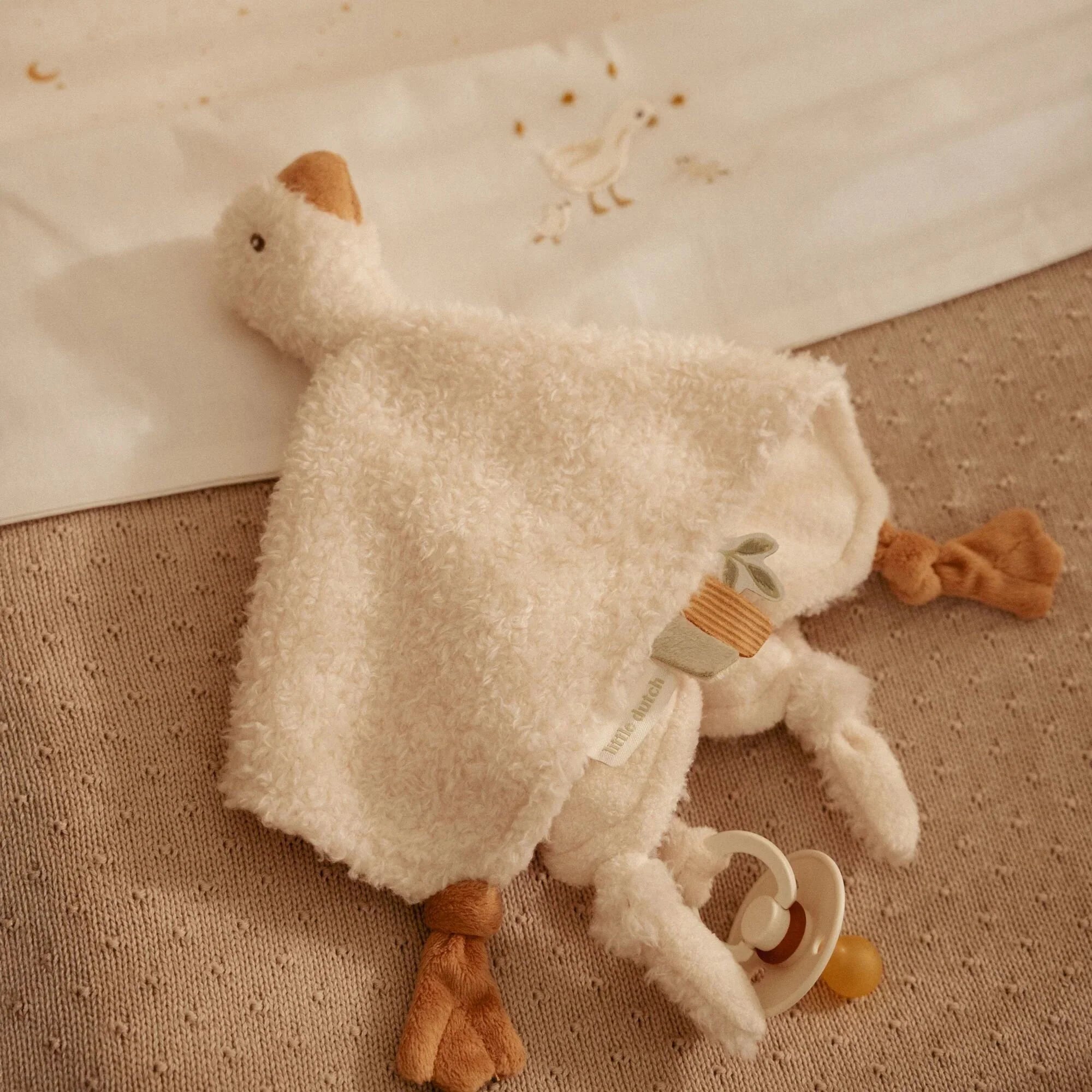 Little Dutch goose cuddle cloth with soft fabric