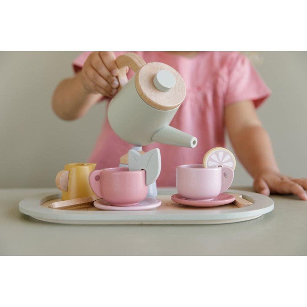Pretend play tea set with teapot and accessories