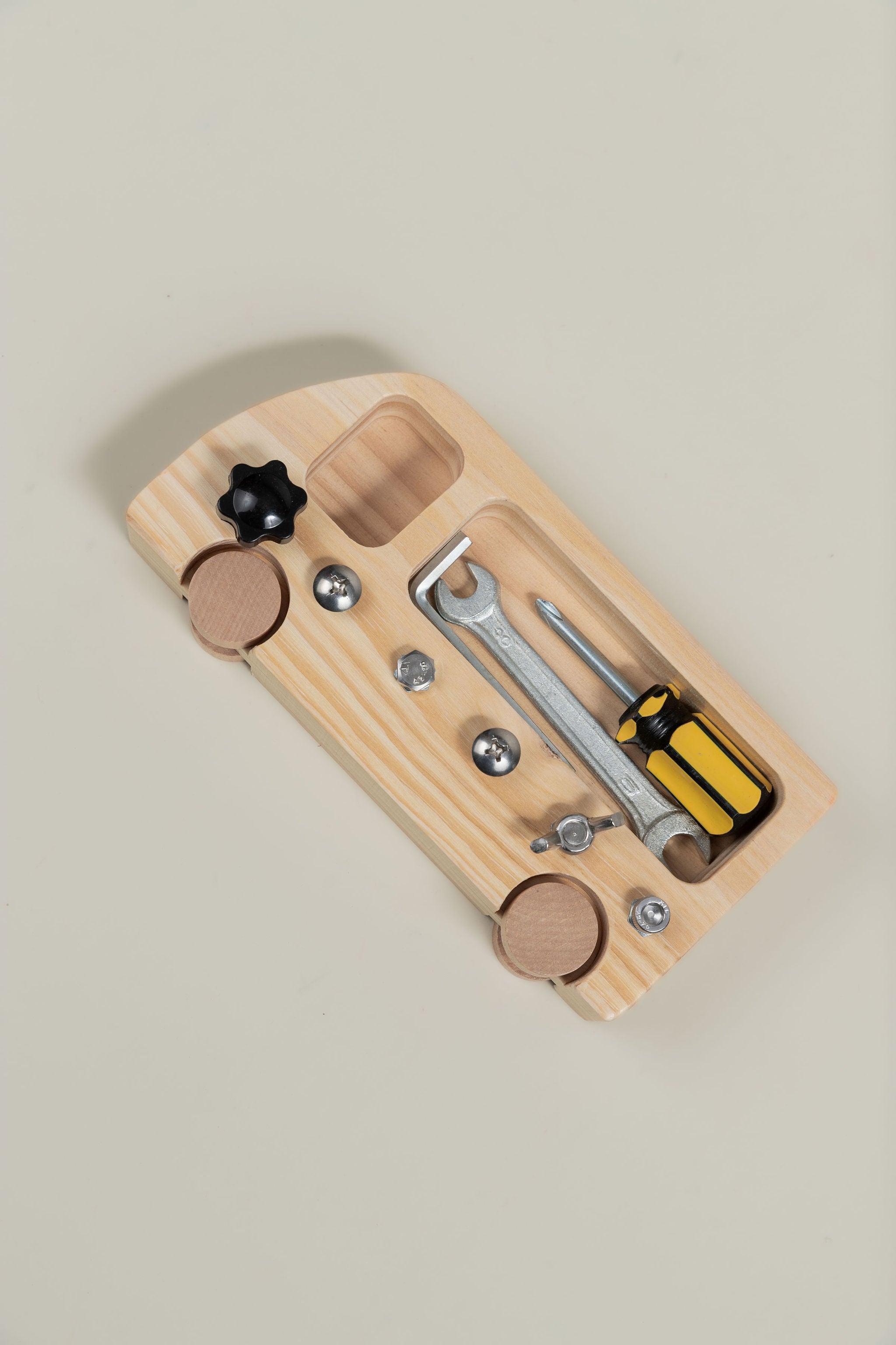 Busy Bus - tiny tree toys - tiny tree toys