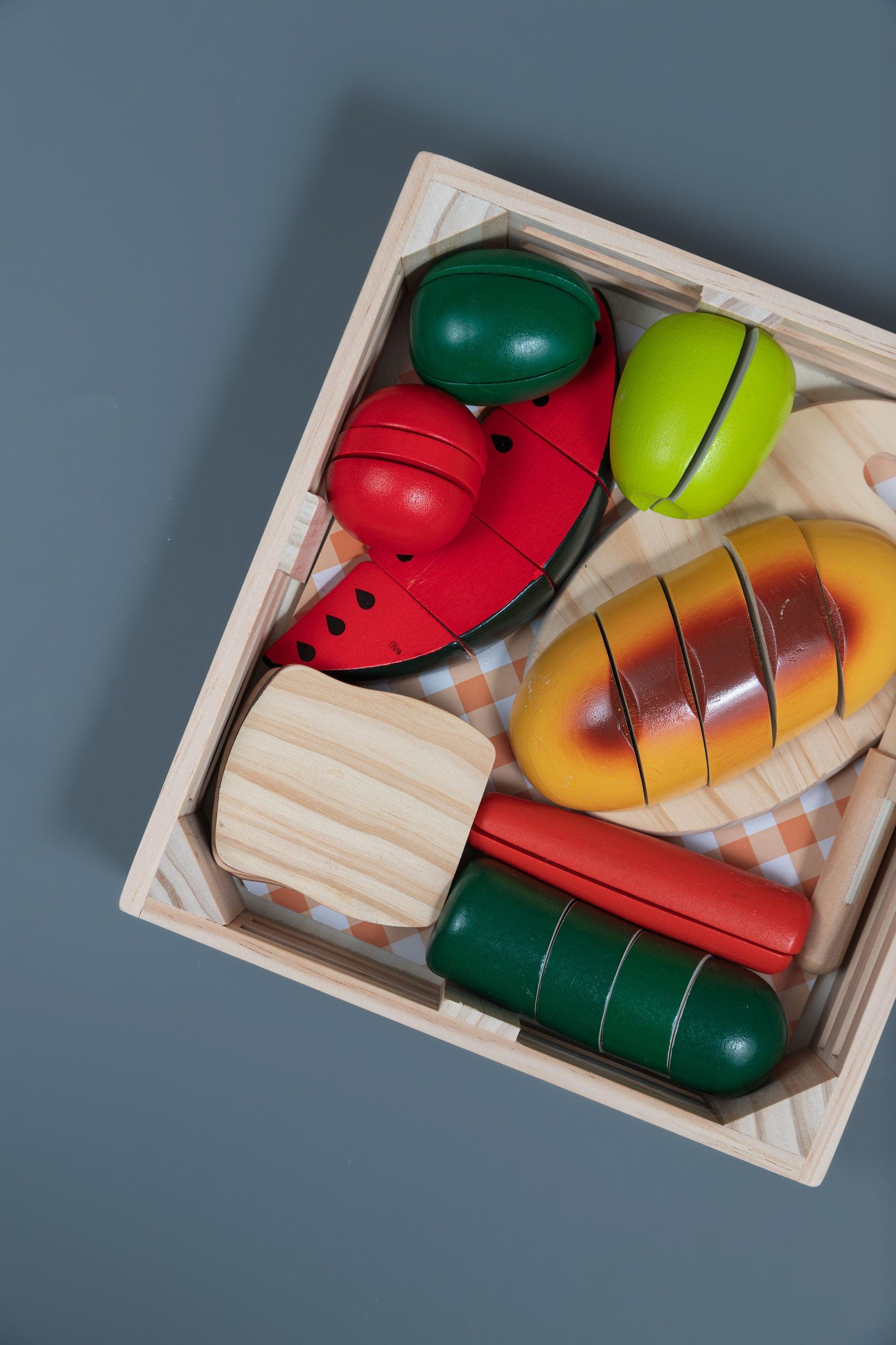 Cutting Food Crate - tiny tree toys - Melissa & Doug