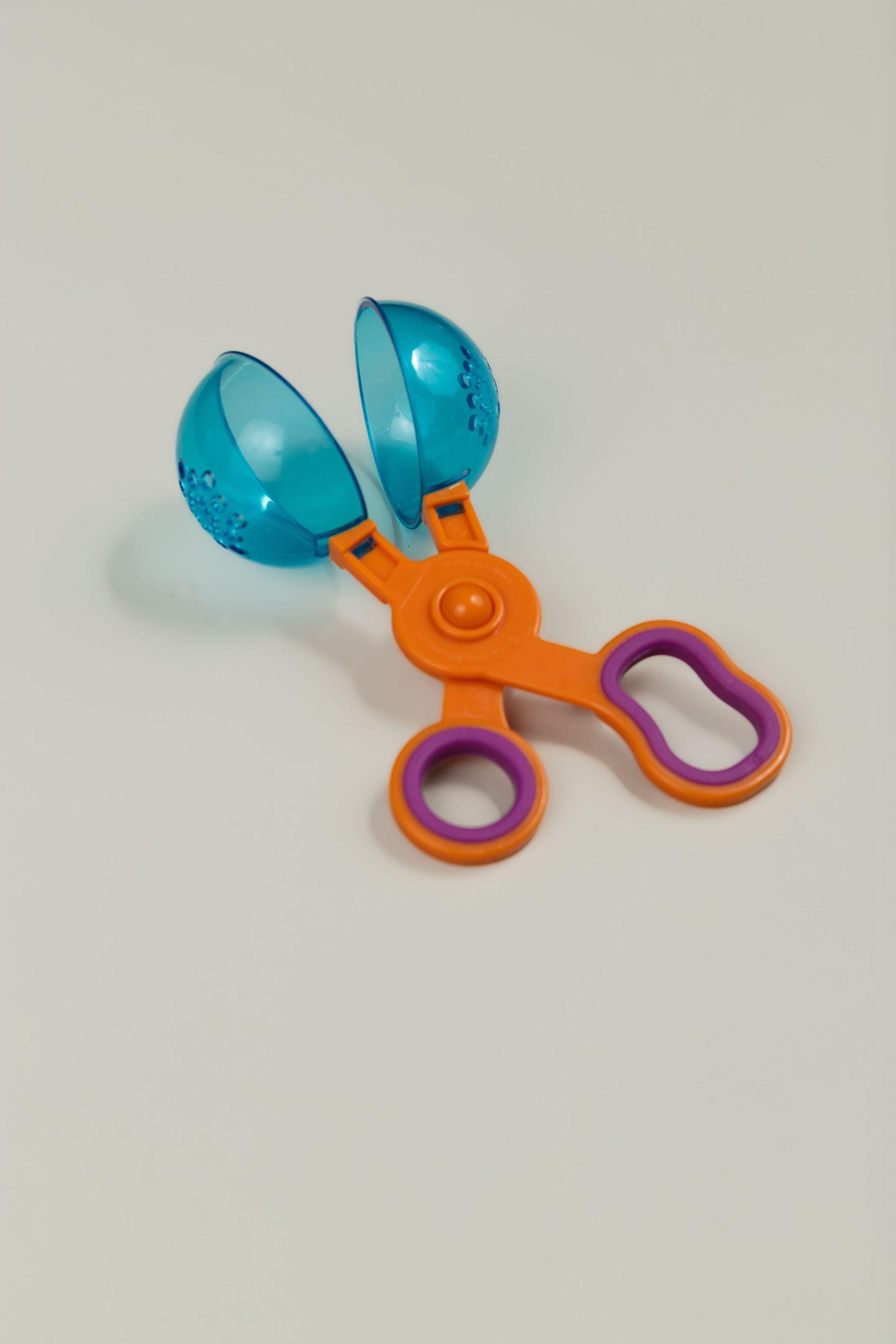 Handy Scoops - tiny tree toys - Edx education