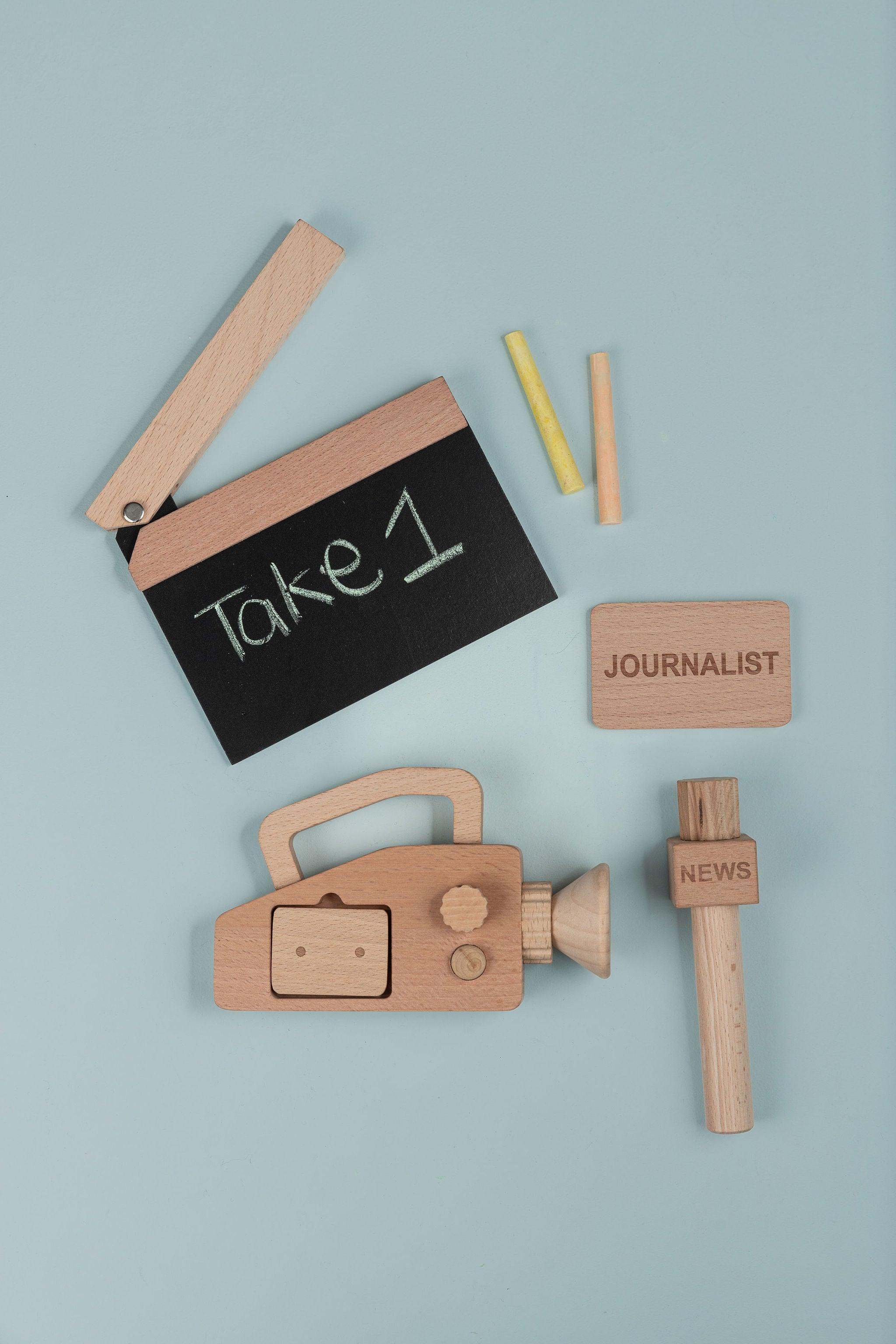 Little Reporter - tiny tree toys - nunukids
