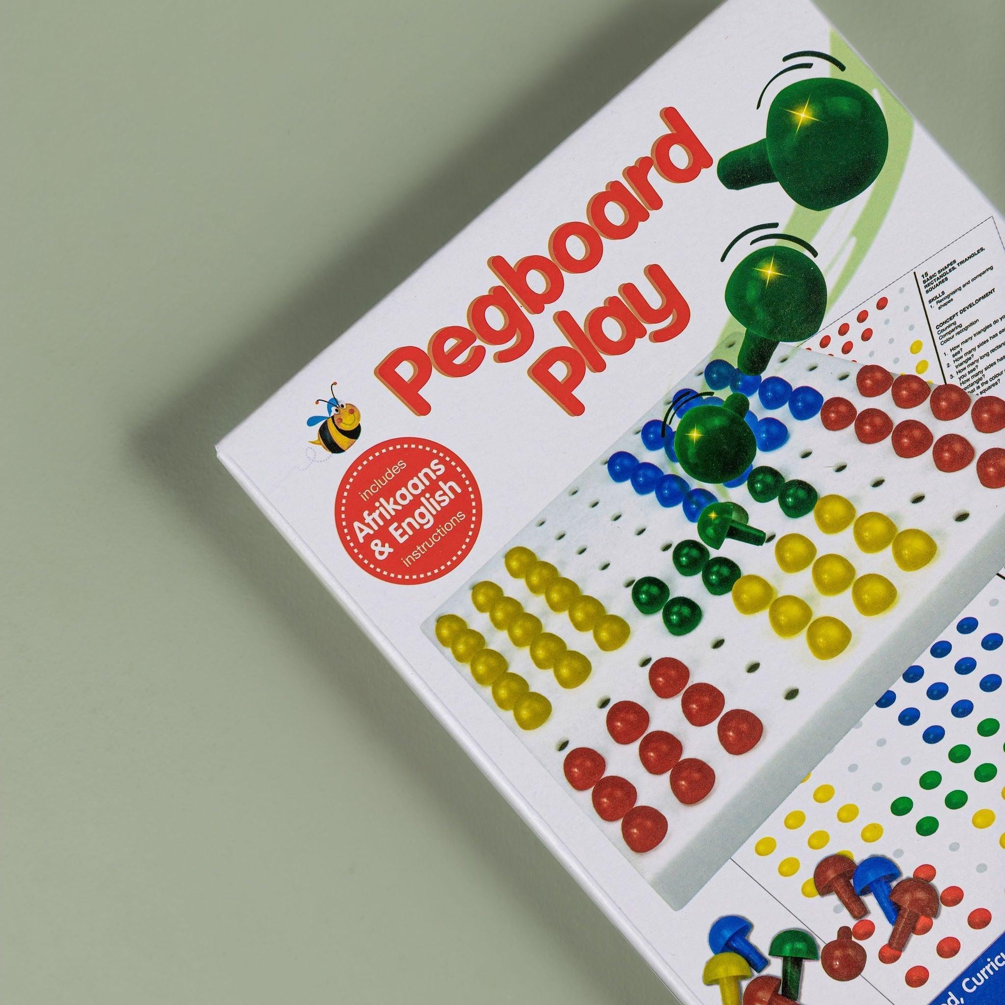 Pegboard Play - tiny tree toys - Smart Thinking