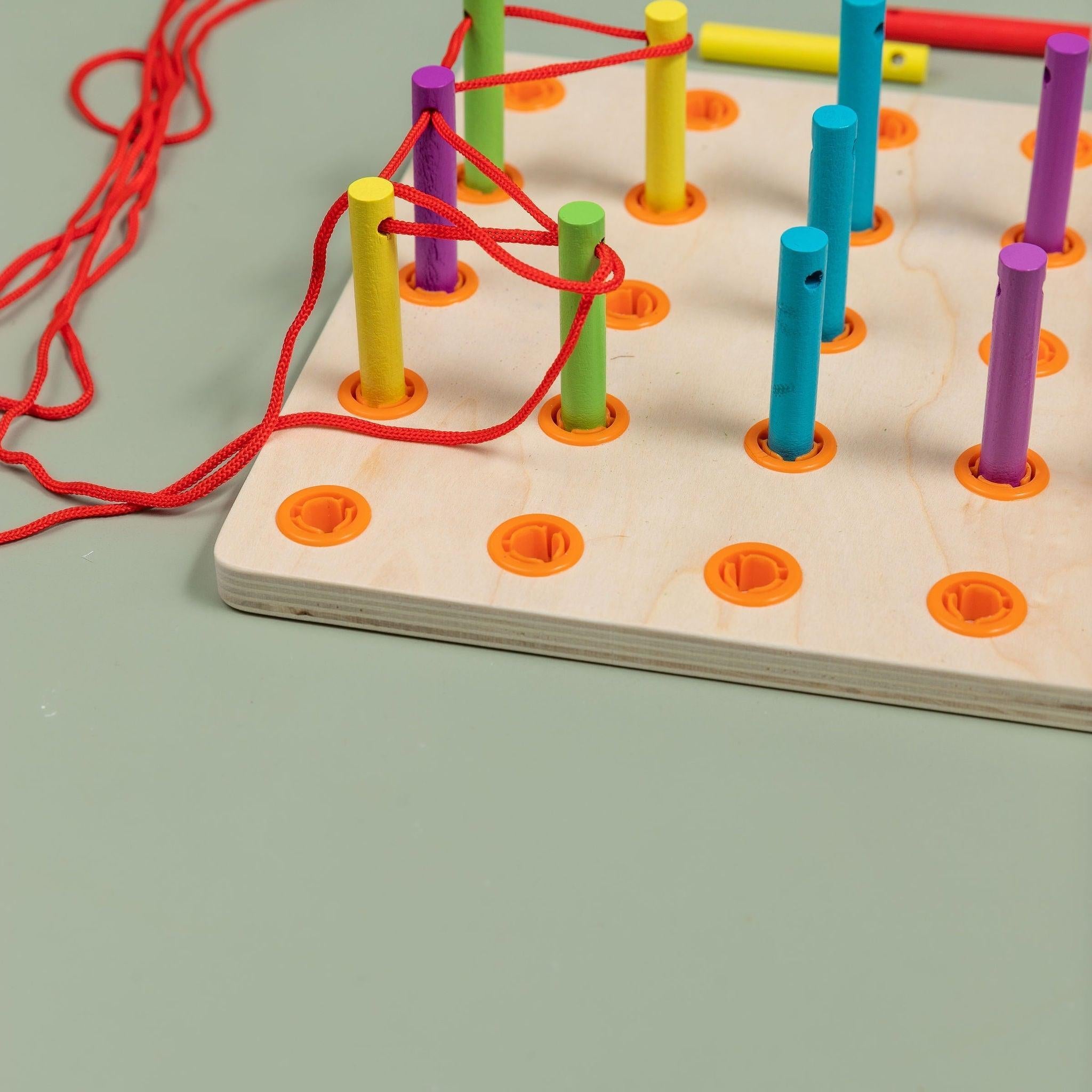 Wooden Threading Baord - tiny tree toys - tiny tree toys