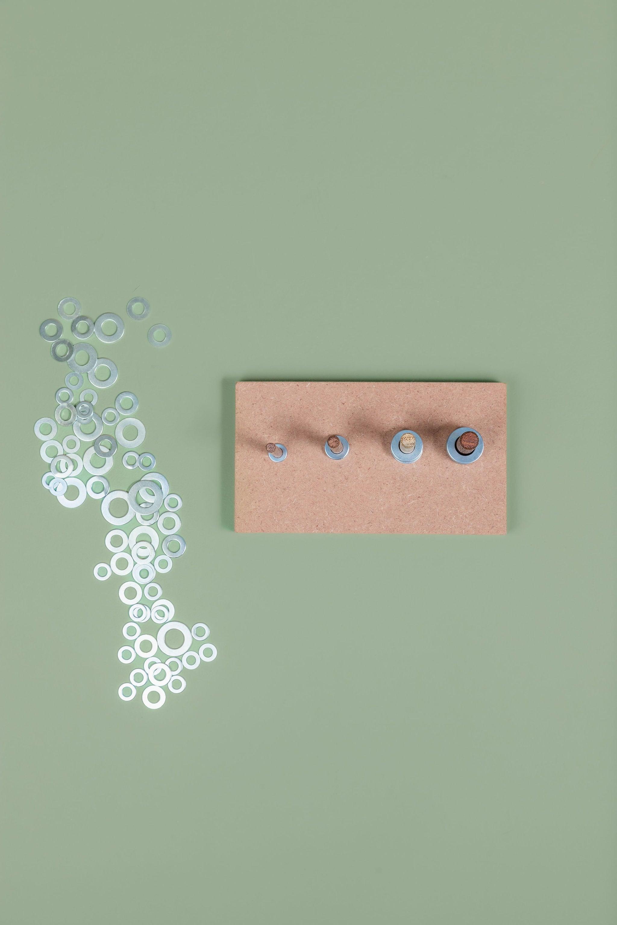 Wooden Washer Sorting - tiny tree toys - tiny tree toys