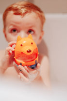 Bubble blowing toy for garden and outdoor fun