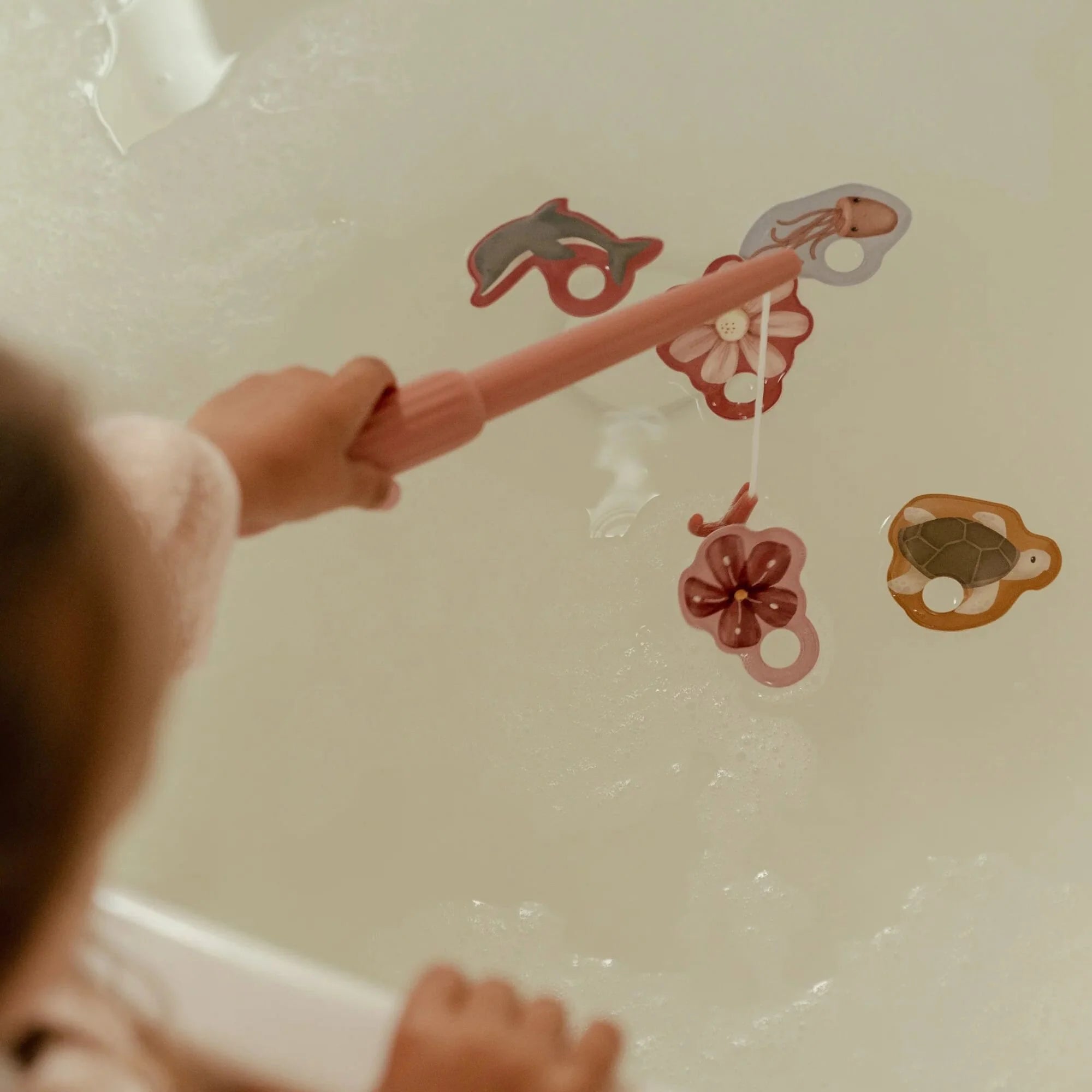 Floating bath fishing toy set for kids