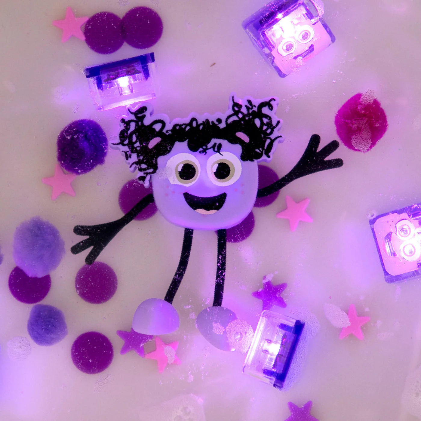 Glo Pals Lumi light-up bath toy