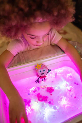 Glo Pals bath toy with light cubes