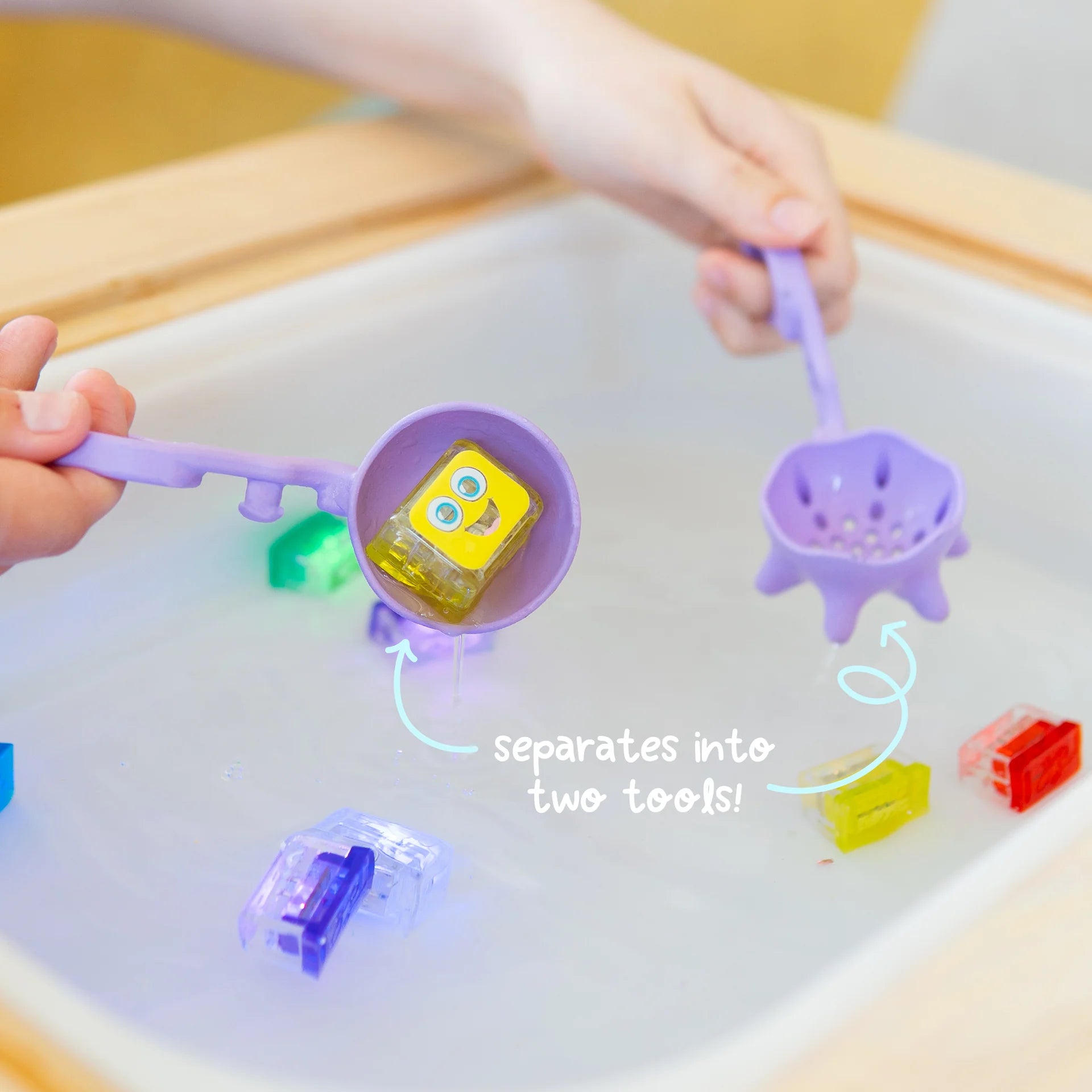 Kids scooper tongs and strainer set