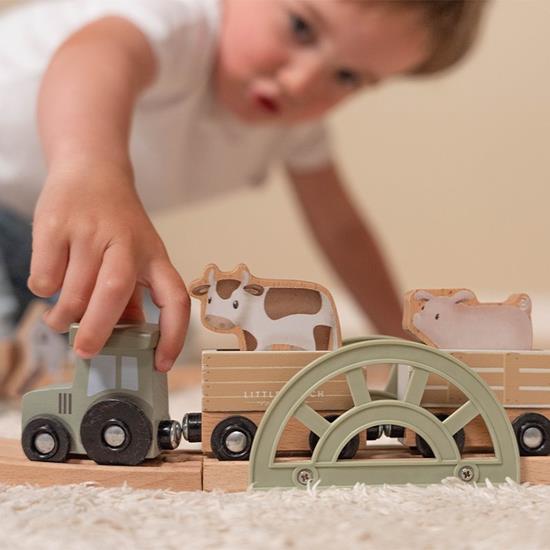 Little Dutch farm train track toy with accessories