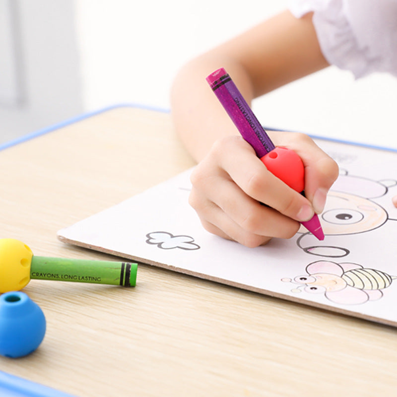 Pencil Grip on crayon