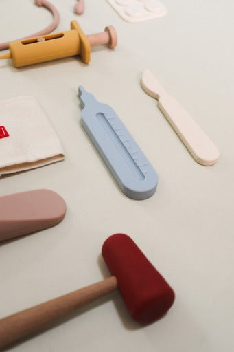 Soft silicone medical kit for imaginative play