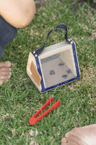 Wooden gogga box with clear lid, tweezers and 8 plastic bugs - outdoor nature exploration toy for children - Tiny Tree Toys South Africa