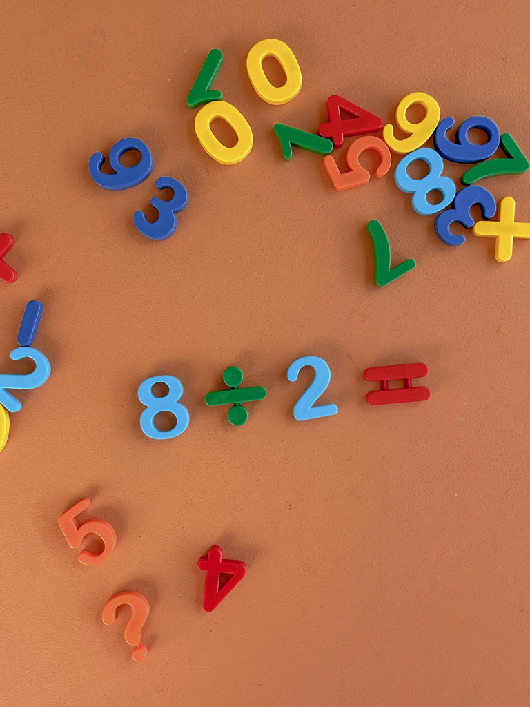 Magnetic Numbers - tiny tree toys