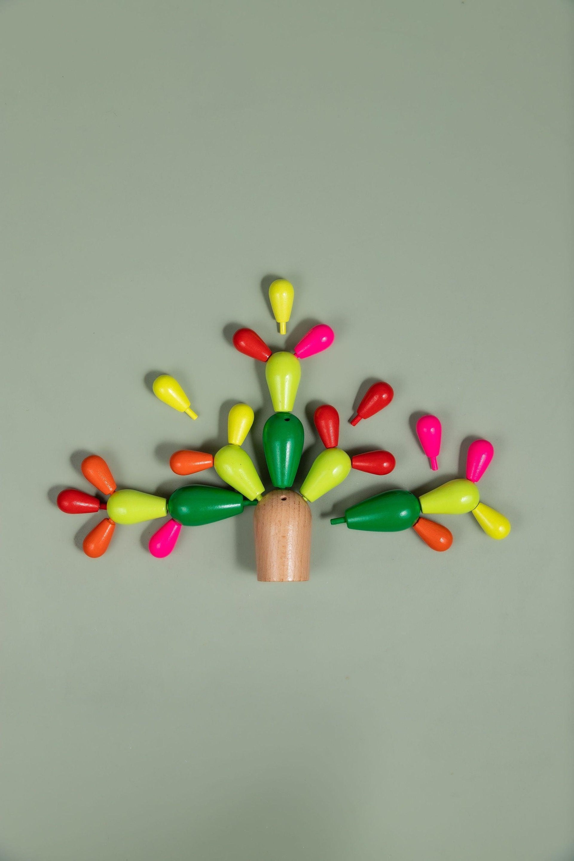 balancing cactus Balancing Cactus – tiny tree toys