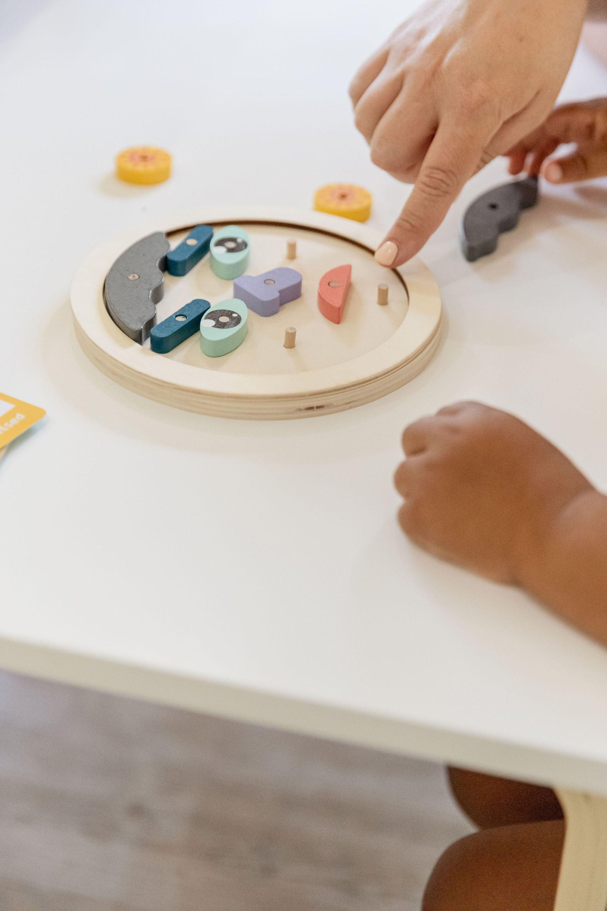 Create a face - tiny tree toys