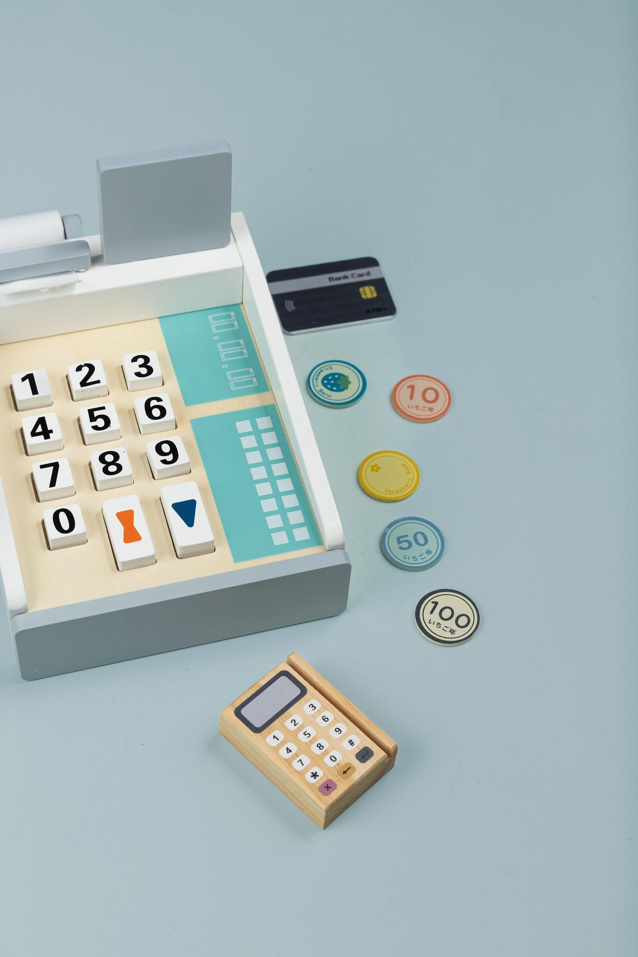 Wooden Cashier - tiny tree toys - nunukids